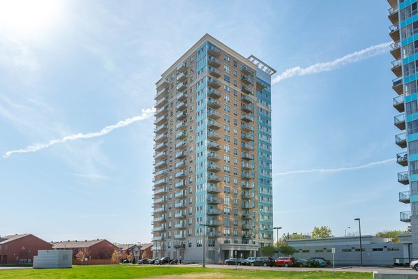 307-90 Landry Street